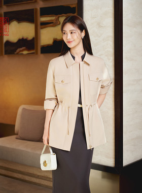 EP雅莹高端系列 绵羊毛翻领收腰工装风衣外套 2026春装新款7201B