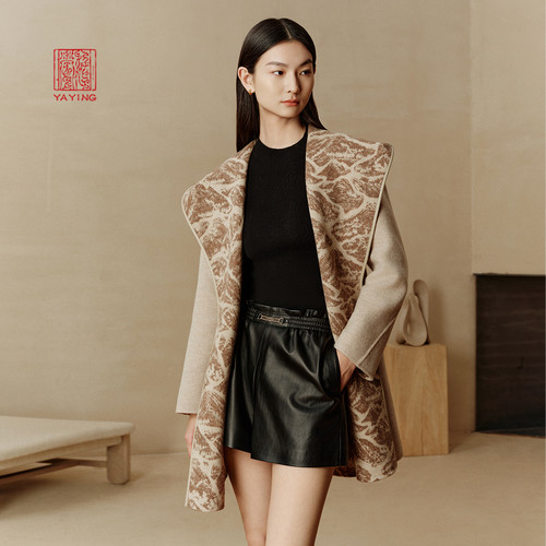 雅莹纯羊毛呢子大衣外套