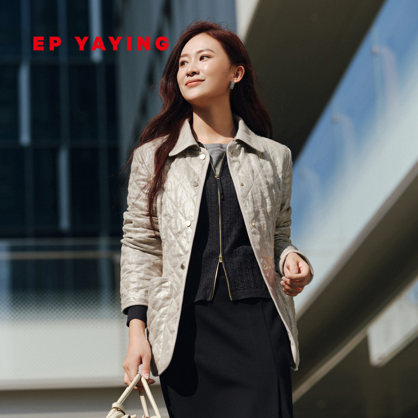 EP雅莹2026新款女装 亚麻丝绵服 大口袋桑蚕丝内里绗缝外套M110A