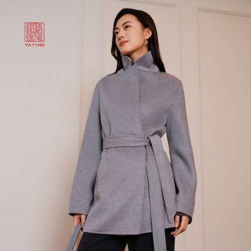 丝羊毛翻领收腰高端西装大衣雅莹