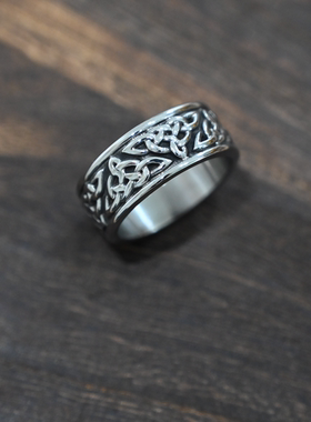 轻奢简约欧美风潮流钛钢戒指饰品