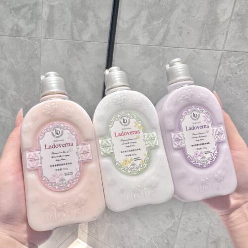四季通用香氛樱花身体乳润肤露全身保湿滋润持久留香易吸收不油腻