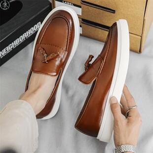 Large casual leather shoes one foot men shoes 大码流苏乐福鞋