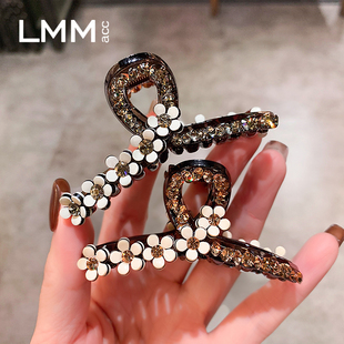 网红轻奢镶钻中号鲨鱼夹发量少后脑勺半扎发夹小清新款花朵抓夹女