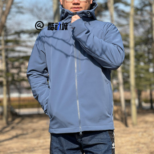 迪桑特综训系列雾霾蓝夹克外套