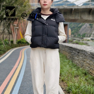 FILA斐乐ORIGINALE黑色女子轻薄保暖连帽羽绒马甲F51W549903FBK