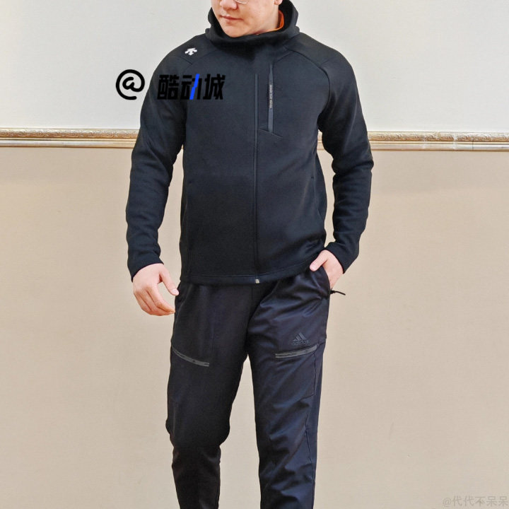 迪桑特SPORTSSTYLE黑色男女外套