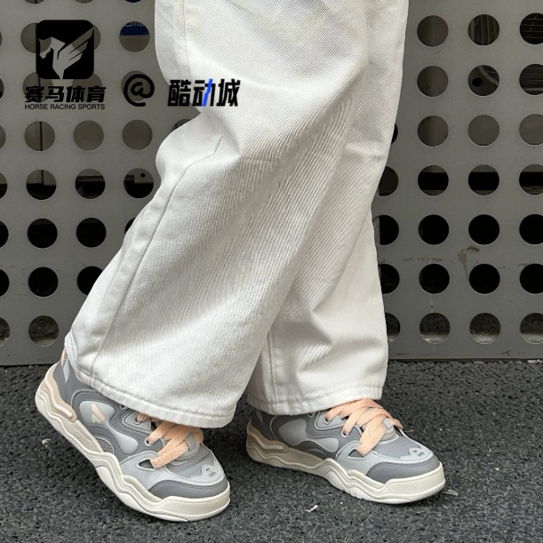 斐乐踢板鞋女子滑板鞋运动休闲鞋