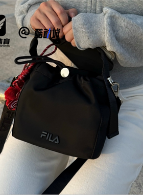 FILA斐乐 CNY 黑色女子马上起飞有钱花福袋包手提包F13W619167FBK