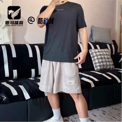 萨洛蒙黑色男子休闲短袖T恤