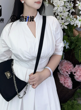 FILA斐乐 正黑色女子时尚通勤新月包单肩腋下斜挎包F13W428172FBK