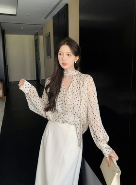 SHAOER【拿铁碎影】波点衬衫女V领不对称荷叶边拼接系带上衣