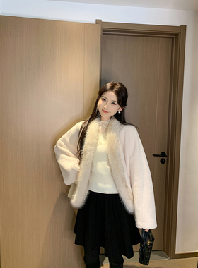 SHAOER【伦敦暖阳】冬季小个子高级感蝙蝠袖毛毛外套S725I21356