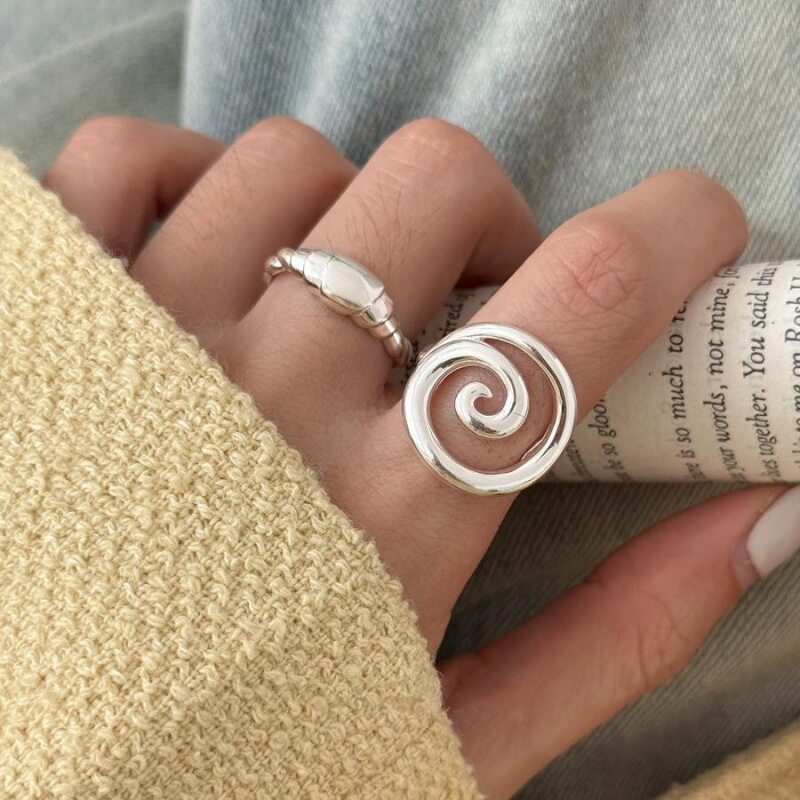 棒棒糖镂空线条蜗牛纹戒指女个性牛角包ins潮人S925镀银开口食戒