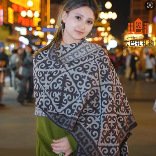 新疆文创艾德莱斯哈萨克羊毛围巾复古民族风羊绒轻奢高级感大披肩