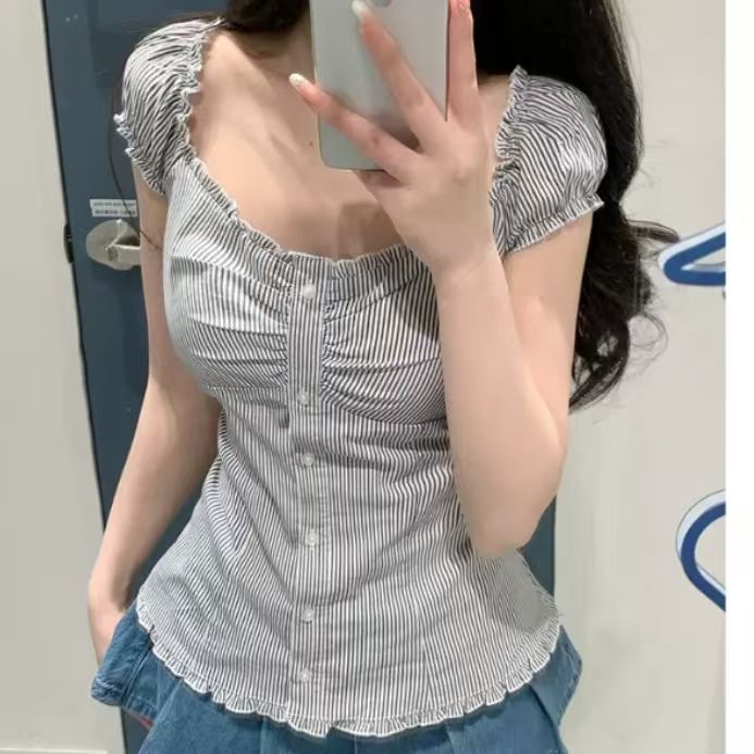 蓝色条纹泡泡袖衬衫上衣女夏季