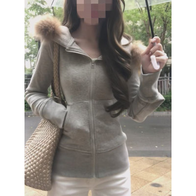 浅灰色大毛领拉链设计感外套秋冬