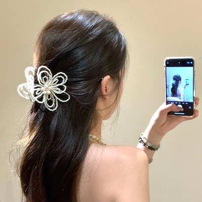 【慕奈】韩国进口手工珍珠花朵抓夹女高级感后脑勺盘发鲨鱼夹发饰