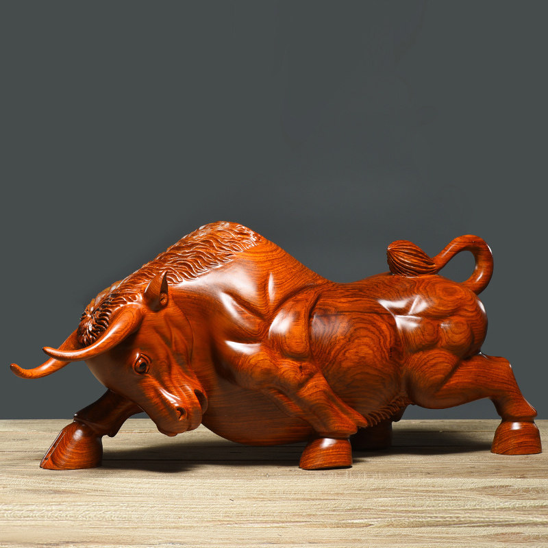 黄花梨木雕牛摆件大号实木雕刻华尔街牛市股市办公室风水家居摆设