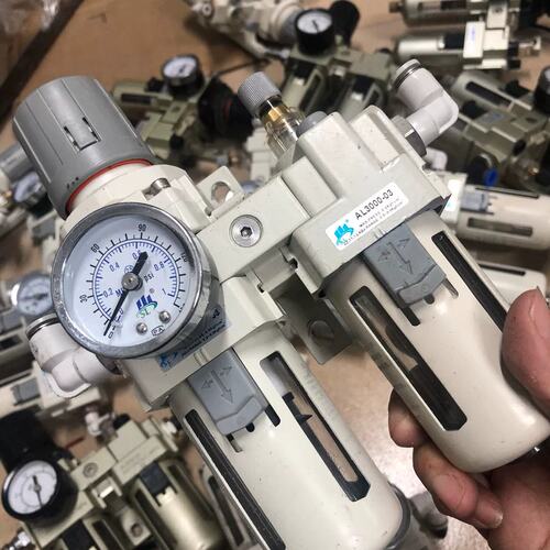 可维修二联过滤器两联油水分离器AL3000-03,2套，成色如议价