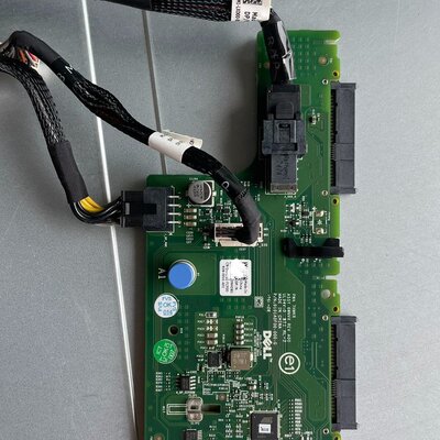 可维修DELL R730XD 12盘位 2.5后置硬盘背板带线 0议价