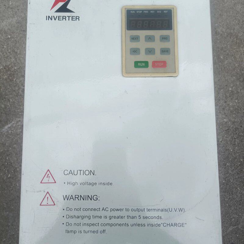可维修富凌变频器DZB70B0075L4A 380V 7.5议价