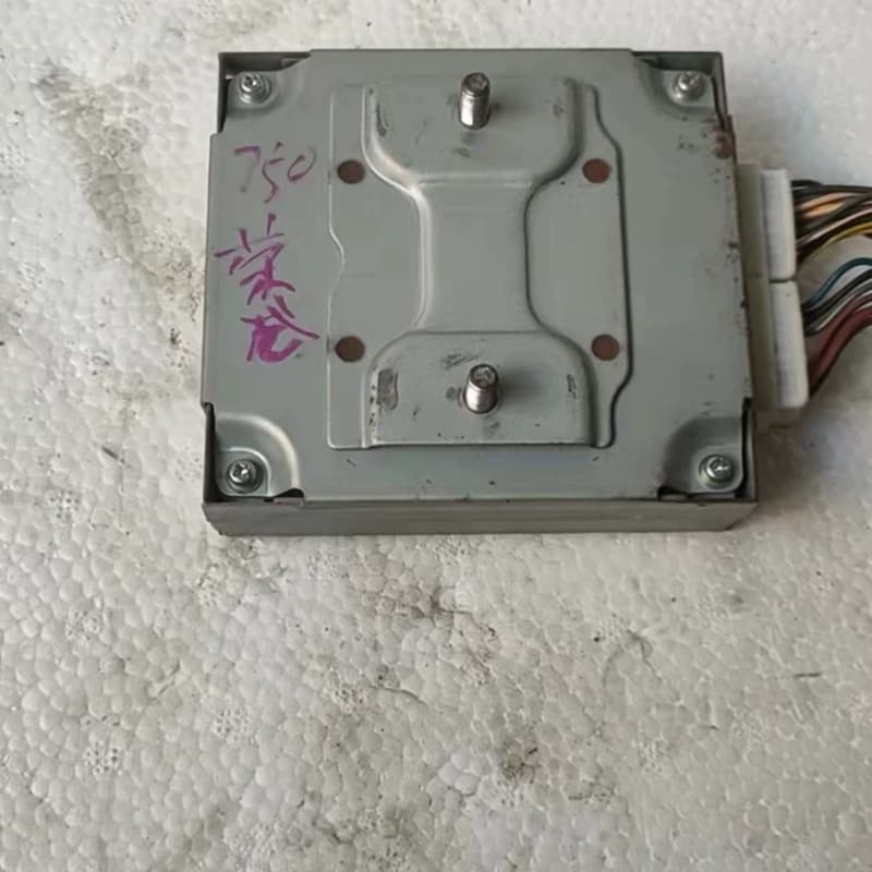 荣威750波箱版,原装拆车件,型号NNA90713D,功【议价】