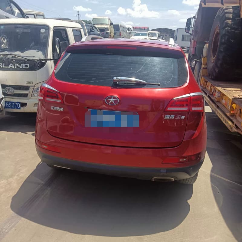 江淮瑞风S5后盖,尾灯,瑞风S5拆车件。原厂拆车,带高位刹车【议