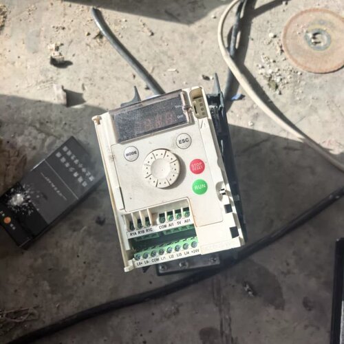 【议价】【承接寄修】】 Altivar ATV12H055M2 变频器 0.