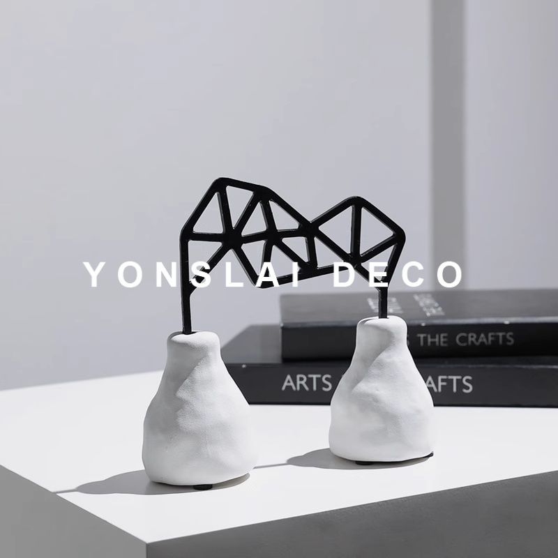 现代极简抽象几何雕塑摆件创意桌面摆设家居样板间展示架玄关软装