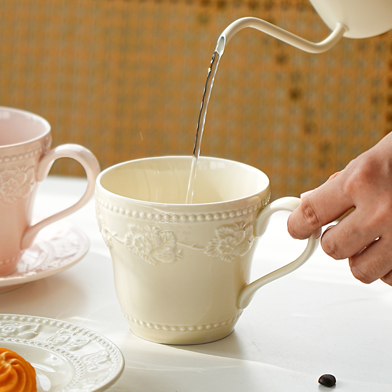 浮雕马克杯陶瓷杯家用手握咖啡杯