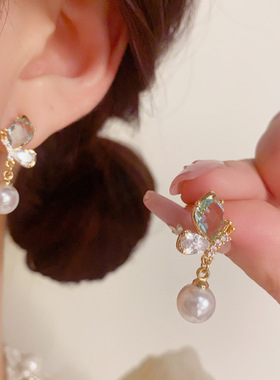 「YU心」甜美气质时尚百搭满钻蝴蝶珍珠流苏耳坠