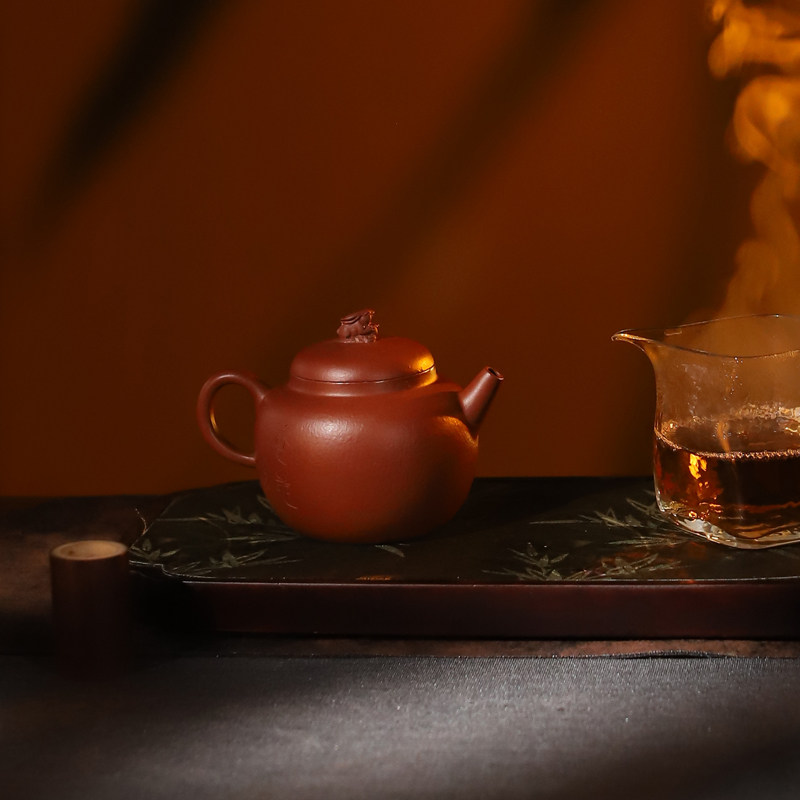宜兴紫砂壶中式功夫泡茶壶名家原矿朱泥全手工刻绘钱兔无忧200ML