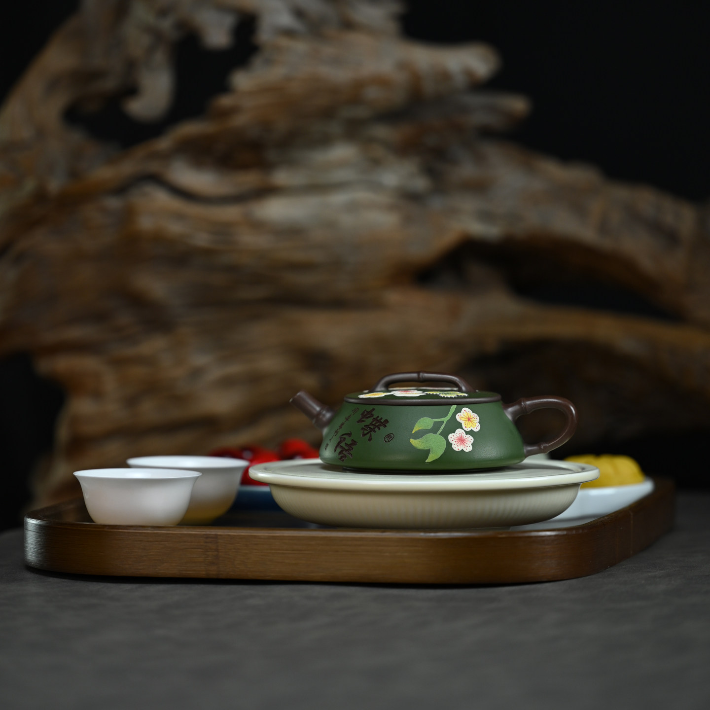中式紫砂刻绘樱花汉瓦