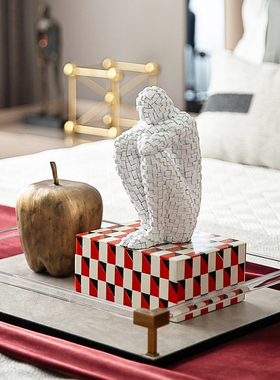 轻奢风抽象人物雕塑售楼处小摆件