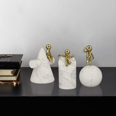 金属小铜人轻奢风电视柜酒店摆件