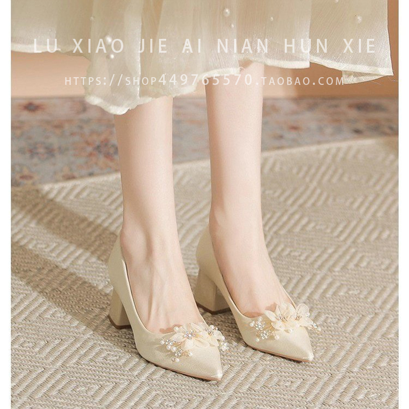 高跟鞋不累脚婚鞋百搭新娘鞋