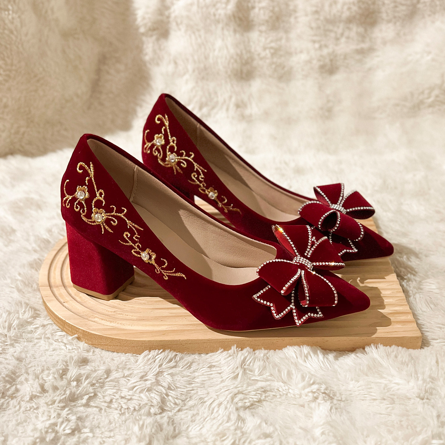 粗跟婚鞋女秀禾主婚纱两穿2025新款中式红色不累脚孕妇可穿新娘鞋,女鞋,婚鞋,淘宝优惠券,粉丝福利购,淘宝优惠卷