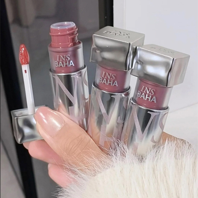 原色波塔HelloKitty联名系列镜面02酒渍清莓水光唇釉微光唇霜口红