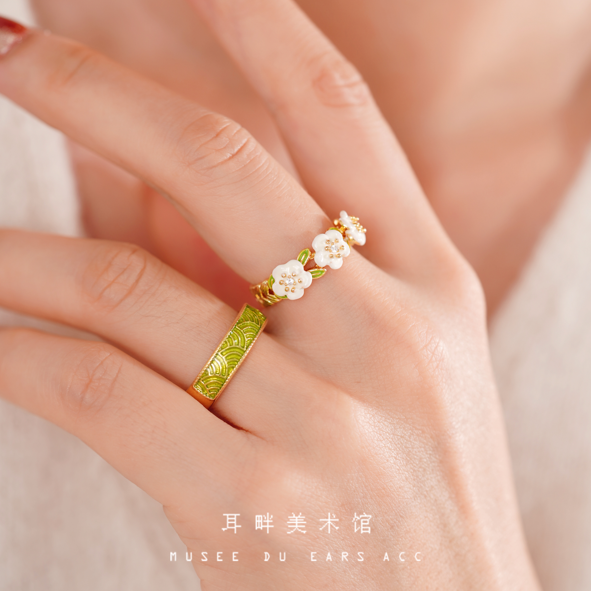 A白色小花森系戒指女小众