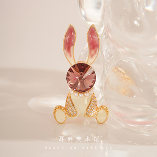 饰品西服玩偶 A小兔子怪可爱胸针日系高档女胸花别针设计感小众装