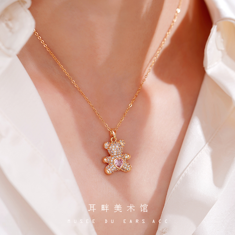 B满锆镶嵌可爱小熊毛衣项链女