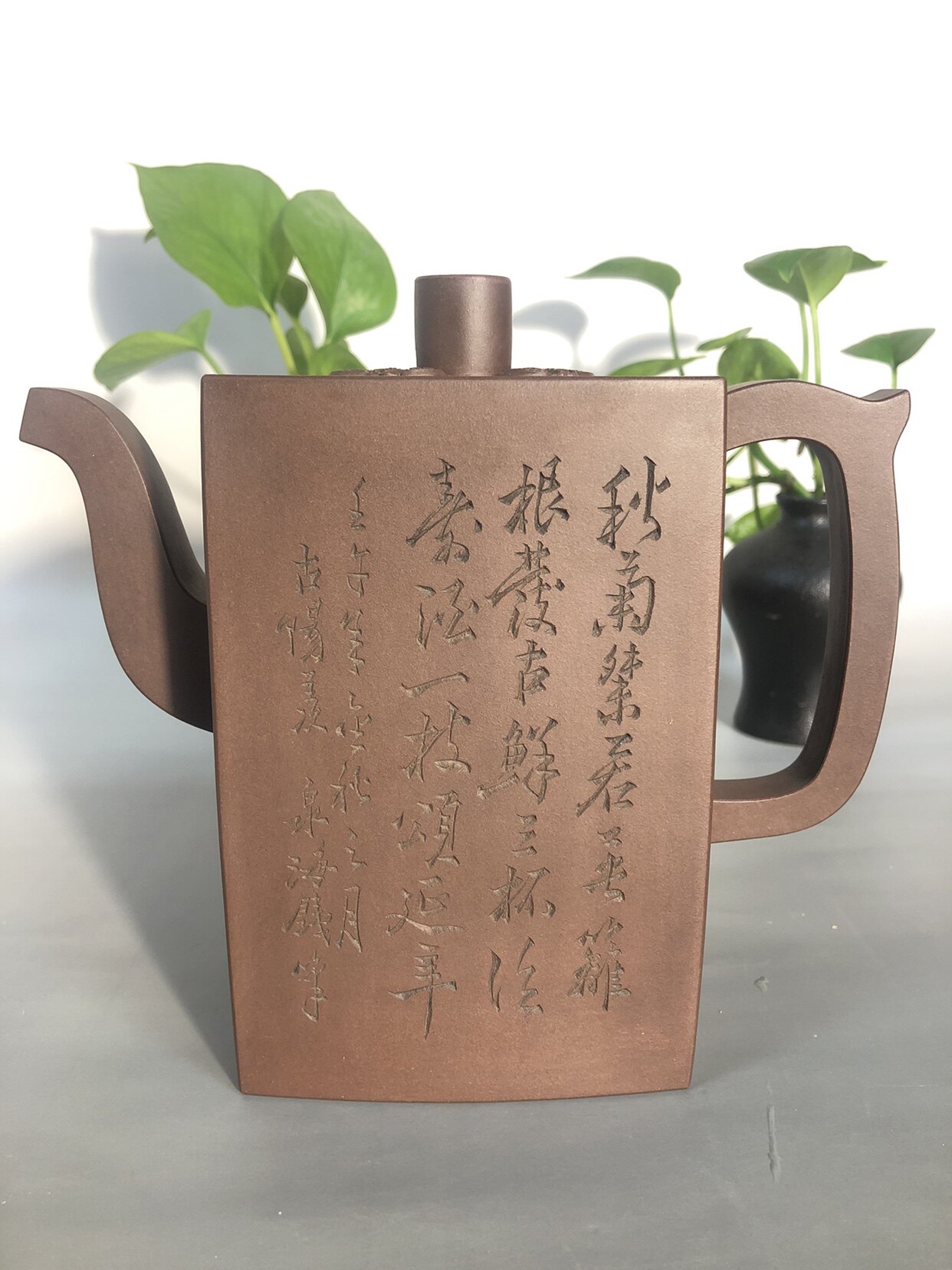紫砂大师刻字四方五福百寿壶