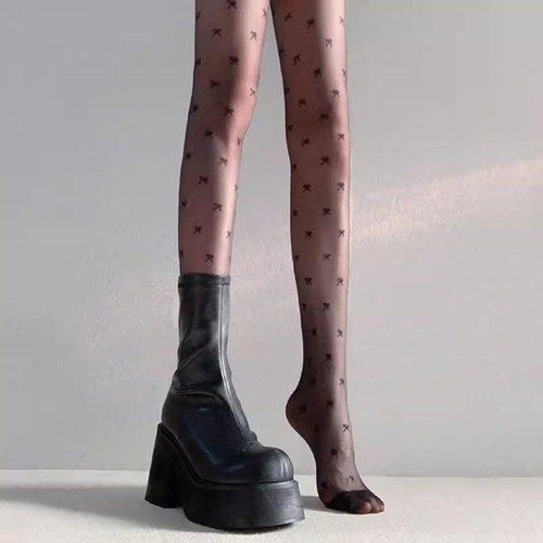 【显瘦】马丁靴厚底增高小个子