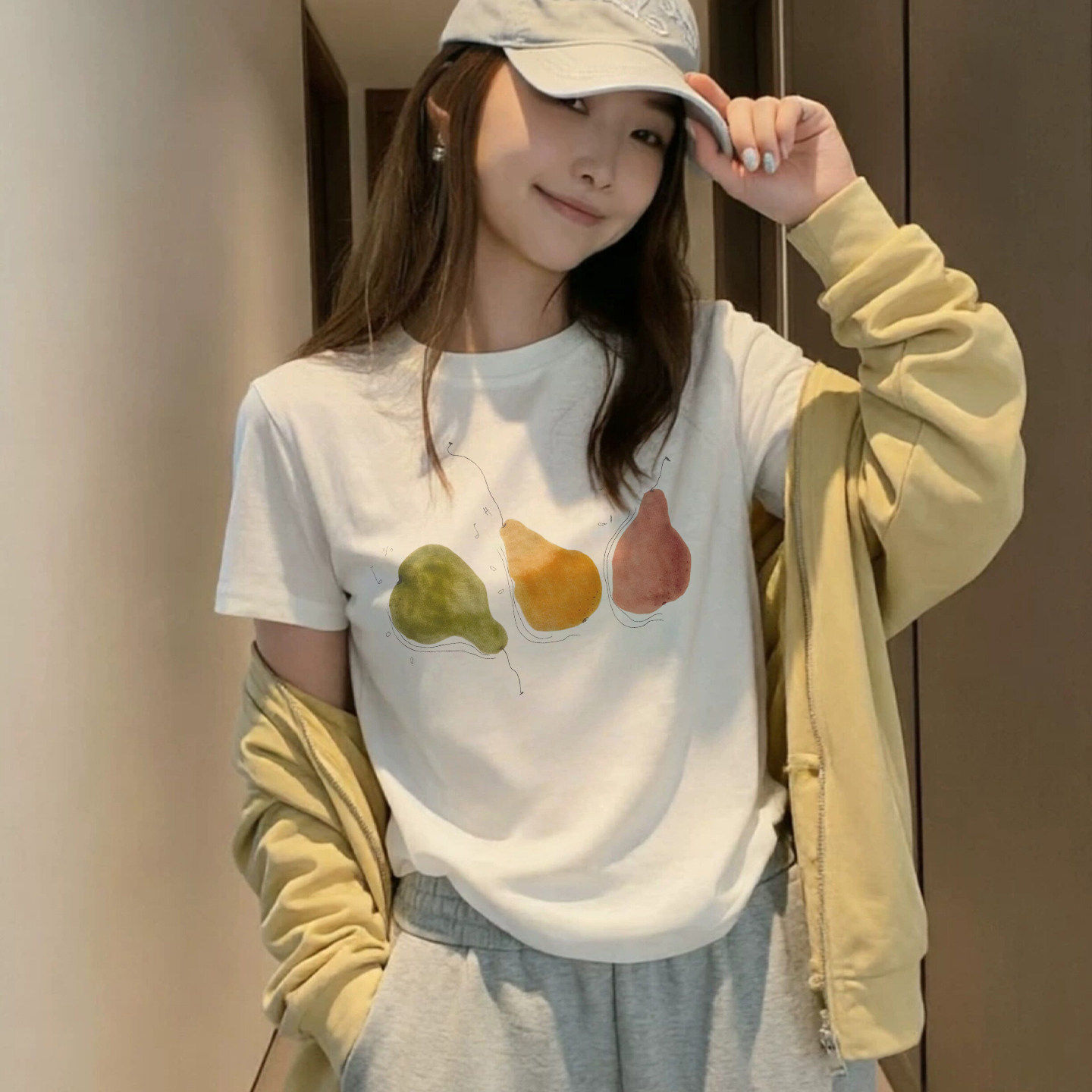 欧货南油2026夏季韩系手绘水彩梨子印花T恤女显瘦百修身短袖上衣