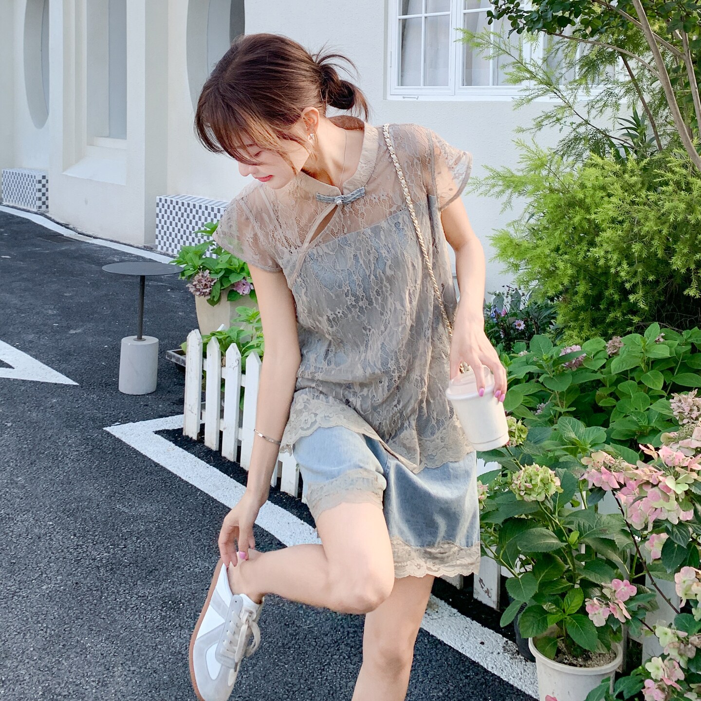新中式国风套装女2025新夏季复古盘扣蕾丝拼接上衣牛仔短裤两件套
