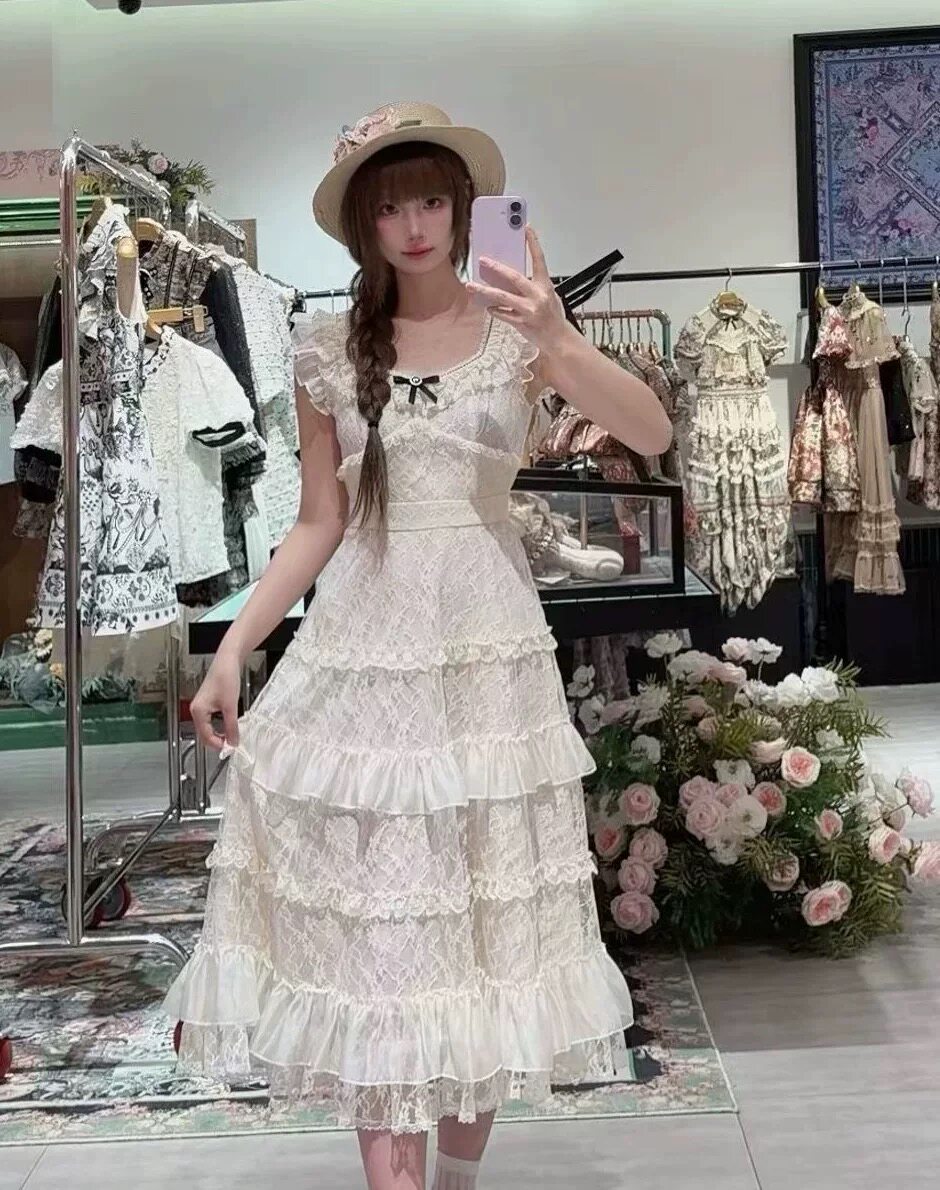 星妍露露2026春新款甜美浪漫风荷叶边连衣裙