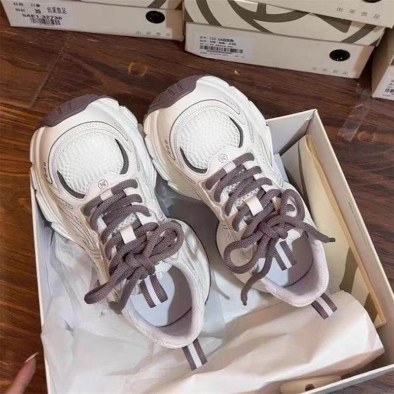 多巴胺夏款超轻底显脚小