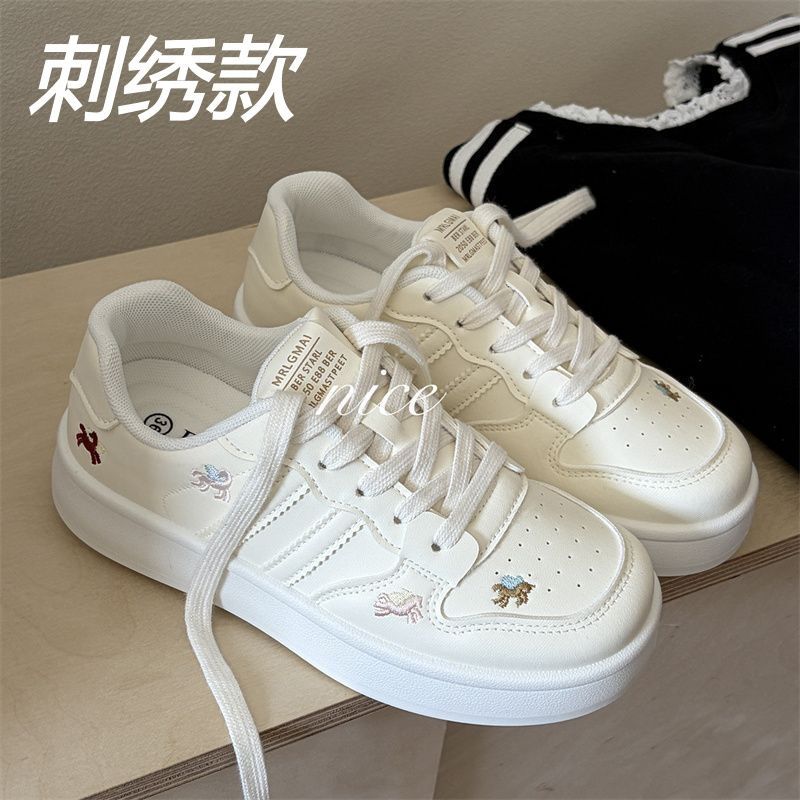 日系卡通刺绣小白鞋春夏