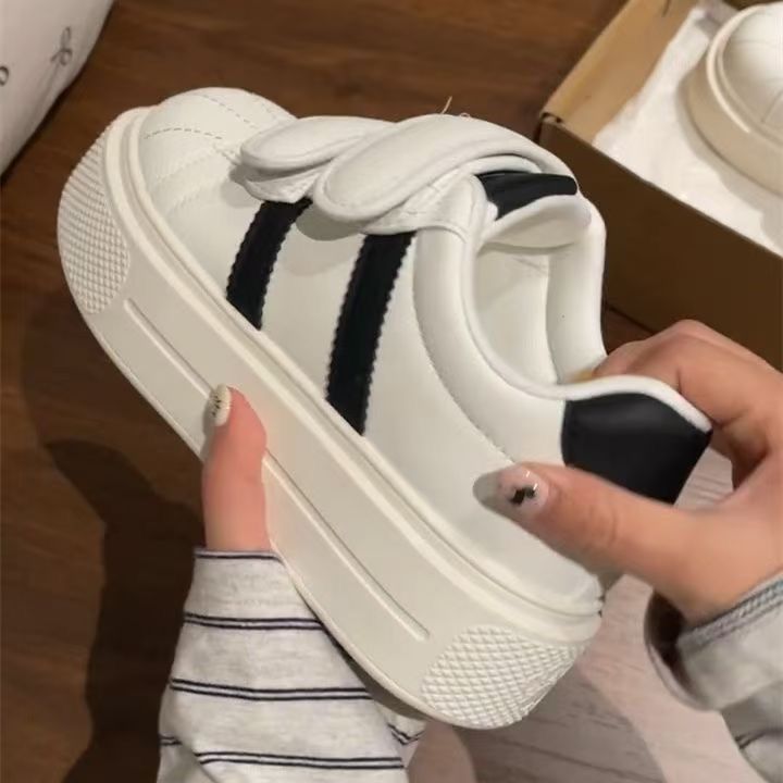 网红贝壳头内增高面包鞋